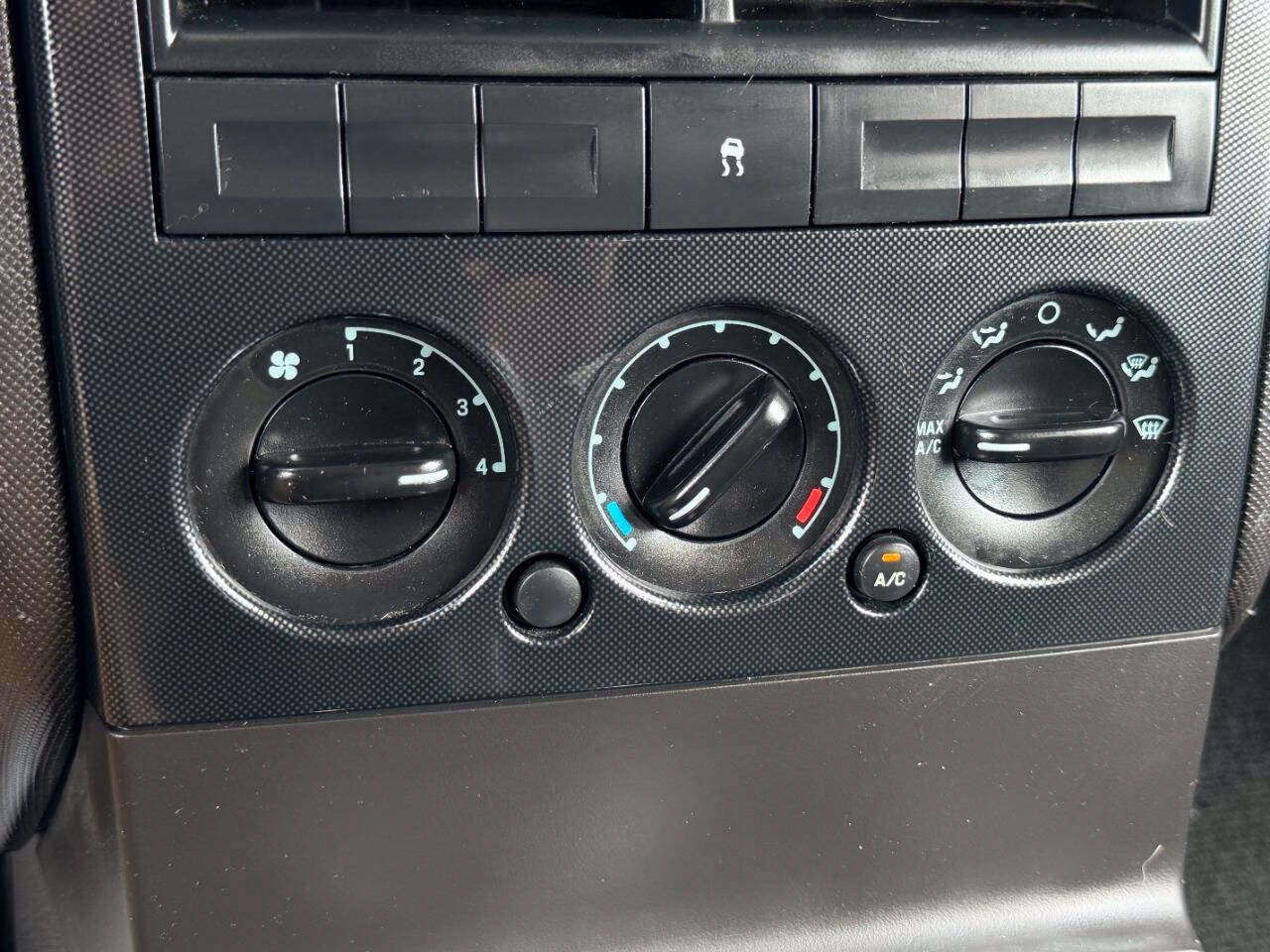 Used 2008 Ford Explorer Sport Trac XLT RWD image 31