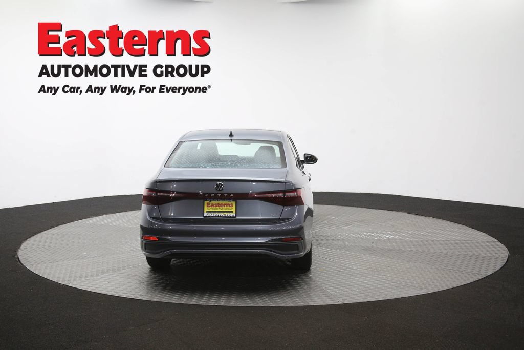 Used 2025 Volkswagen Jetta SE FWD image 40