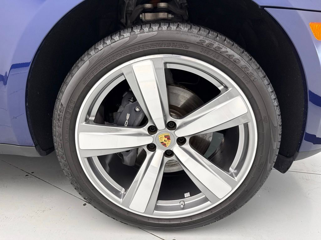 Certified 2025 Porsche Macan image 46