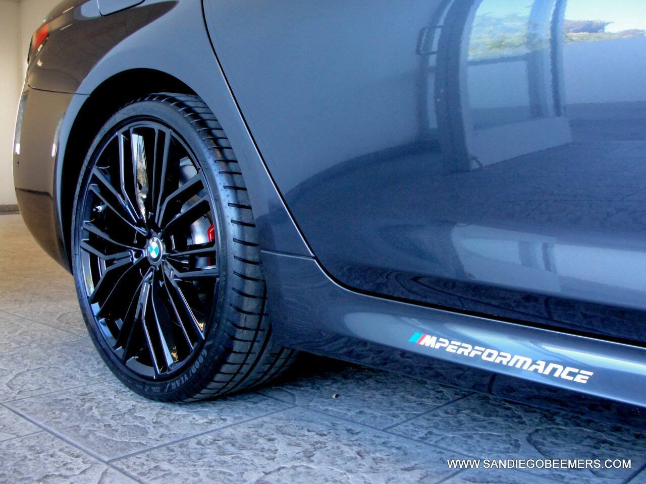 Used 2023 BMW 540i w/ M Sport Package RWD image 7