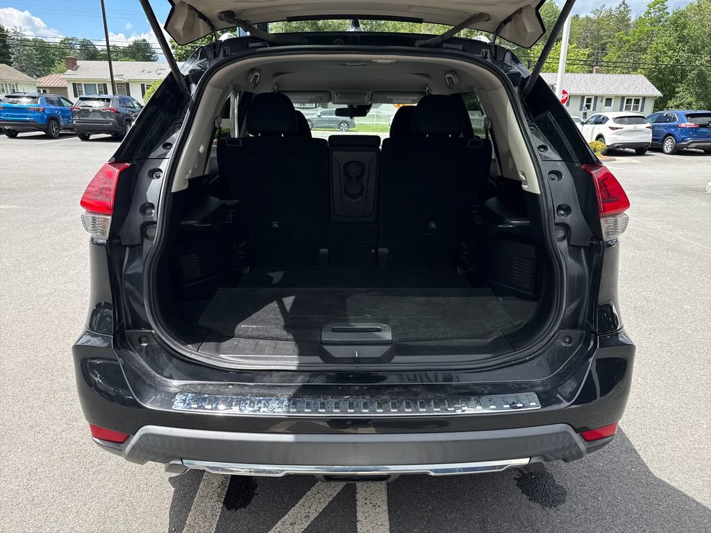 Used 2020 Nissan Rogue S w/ Special Edition Package AWD/4WD image 21