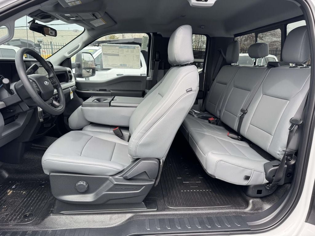 New 2026 Ford F350 XL w/ XL Chrome Package AWD/4WD image 13