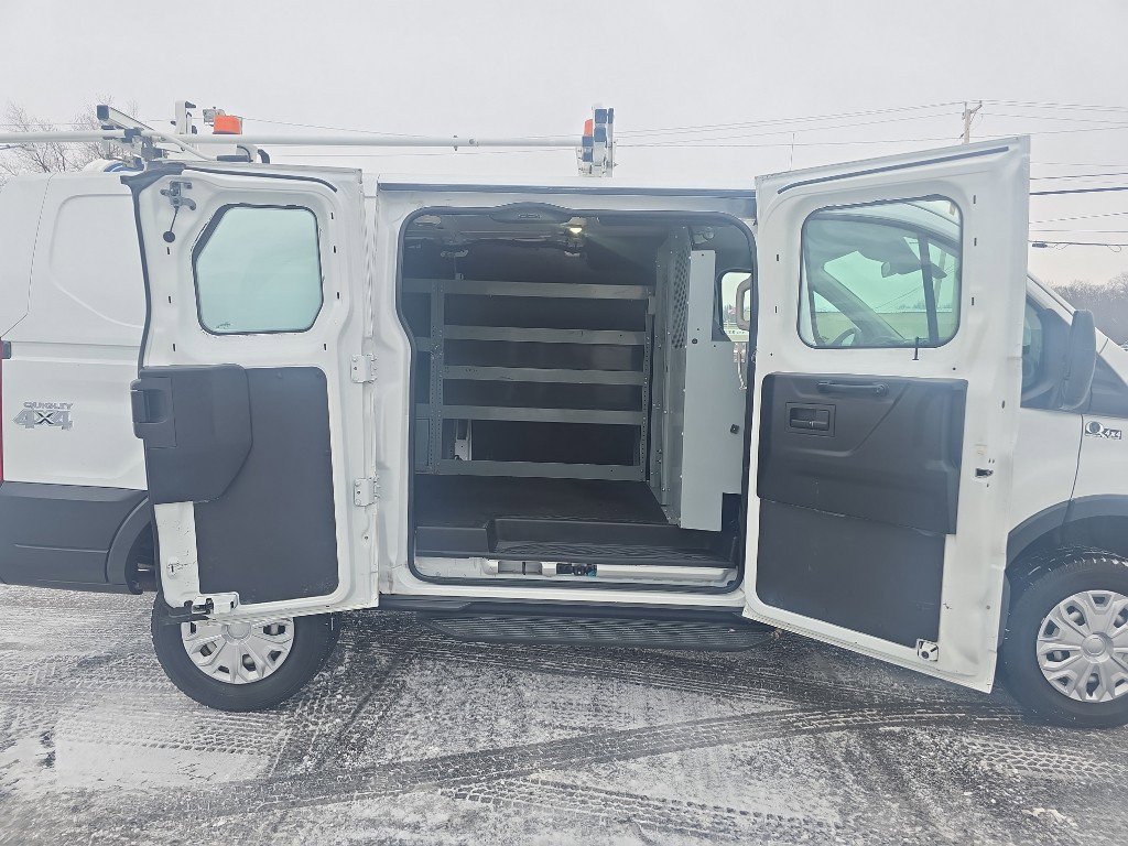 Used 2017 Ford Transit 250 130 Low Roof image 11