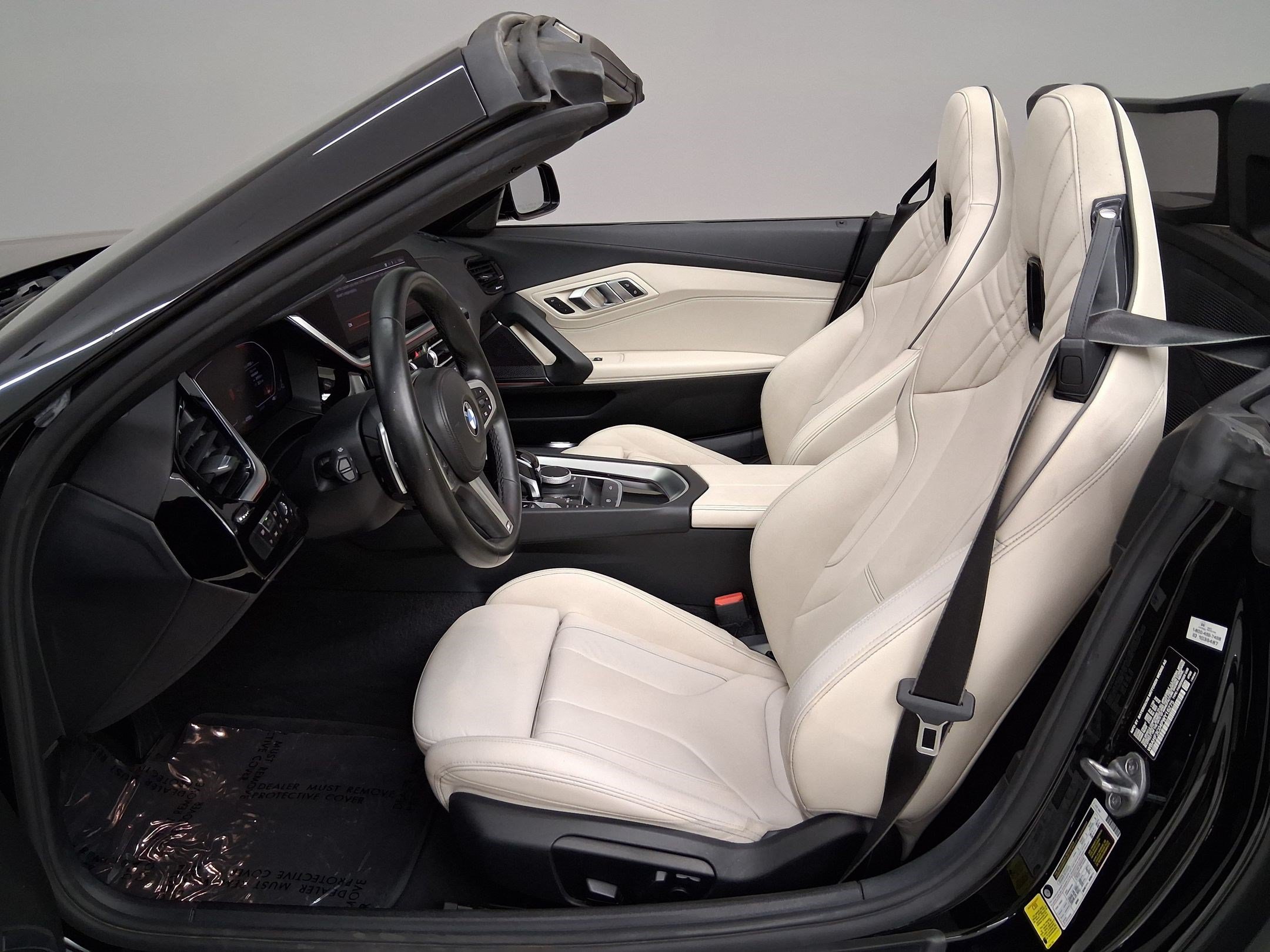 Used 2023 BMW Z4 sDrive30i w/ Convenience Package RWD image 3