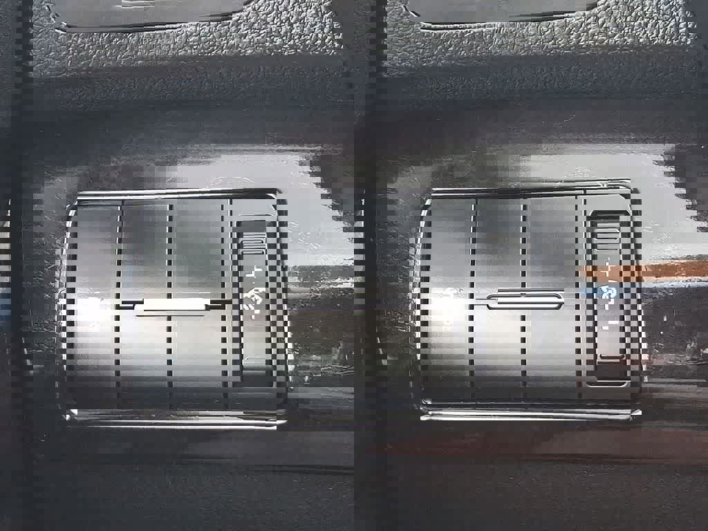 Used 2014 Kia Sorento LX image 15