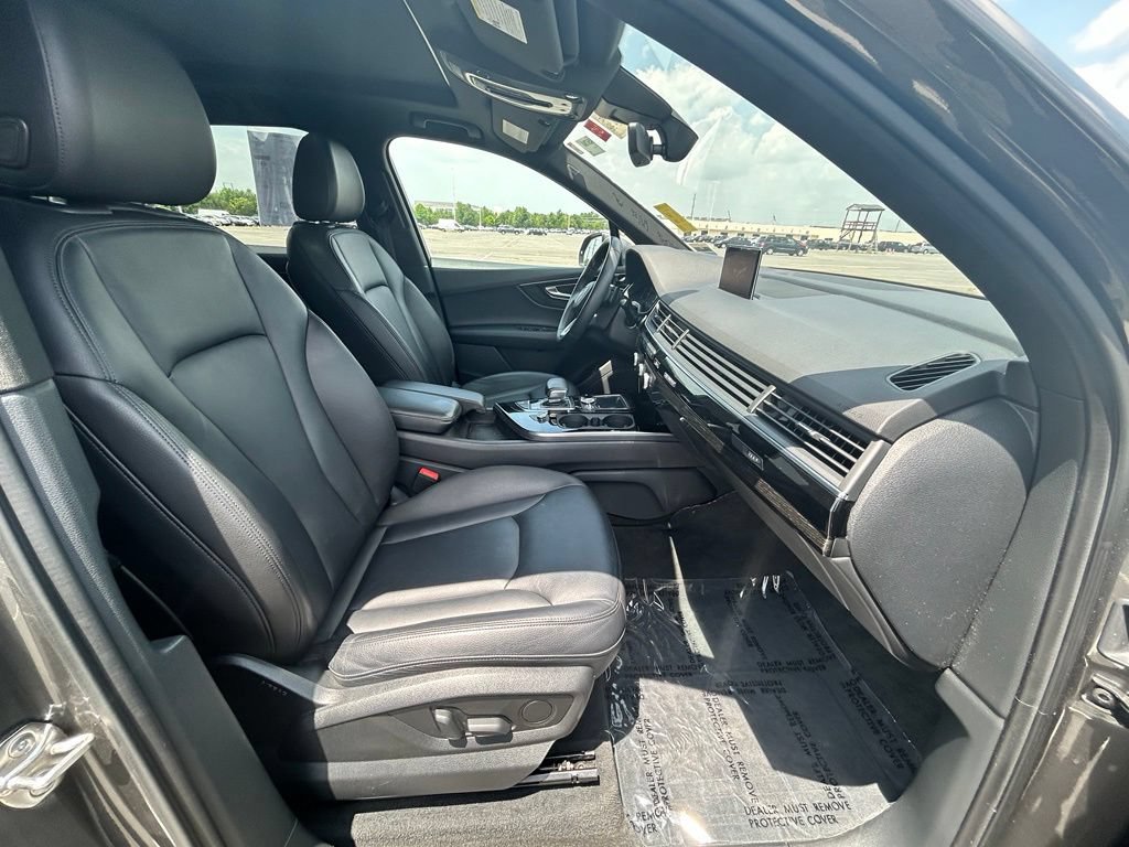 Used 2019 Audi Q7 3.0T Premium AWD/4WD image 13