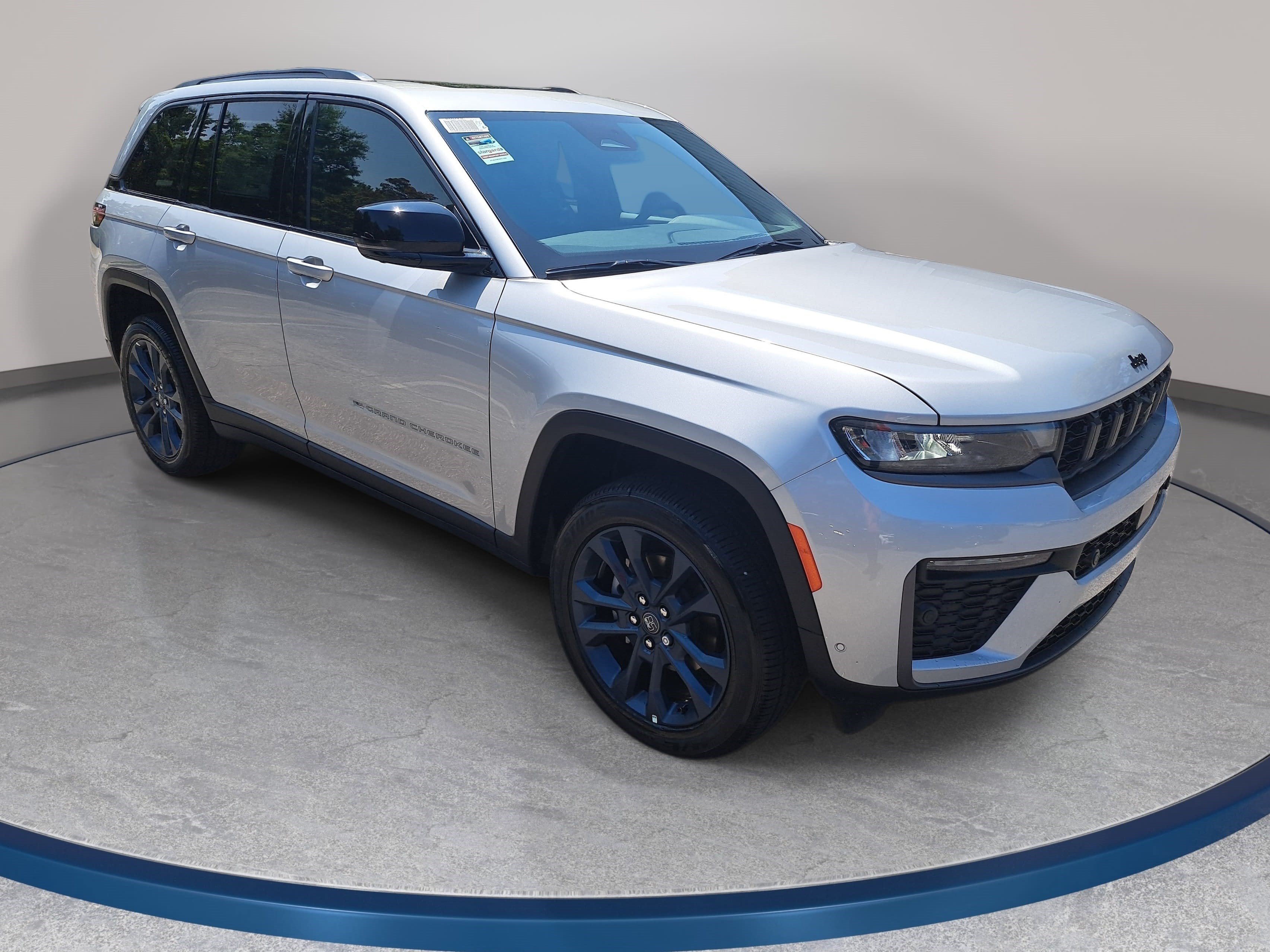 New 2026 Jeep Grand Cherokee Limited AWD/4WD image 3