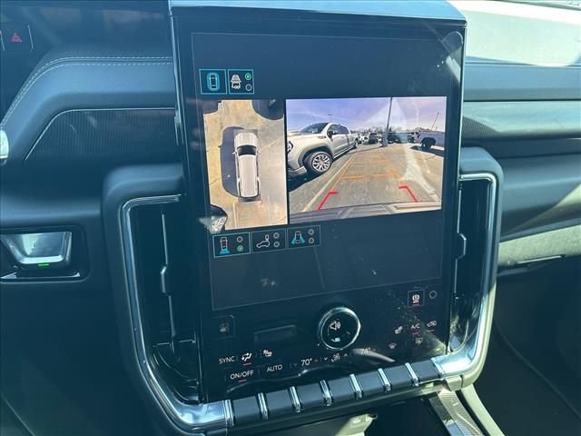 New 2026 GMC Yukon XL Elevation AWD/4WD image 32