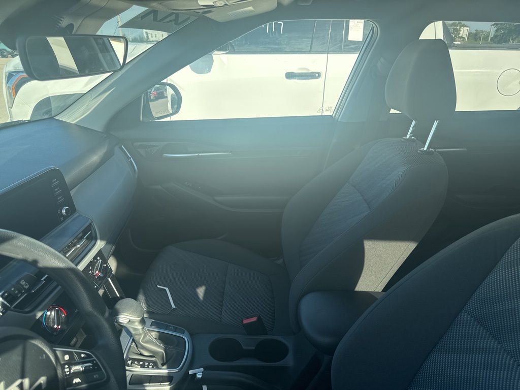 Certified 2026 Kia Seltos LX image 7
