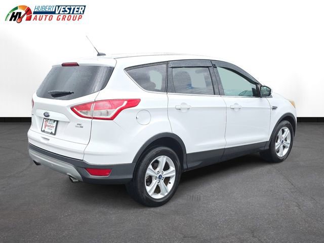 Used 2015 Ford Escape SE image 6