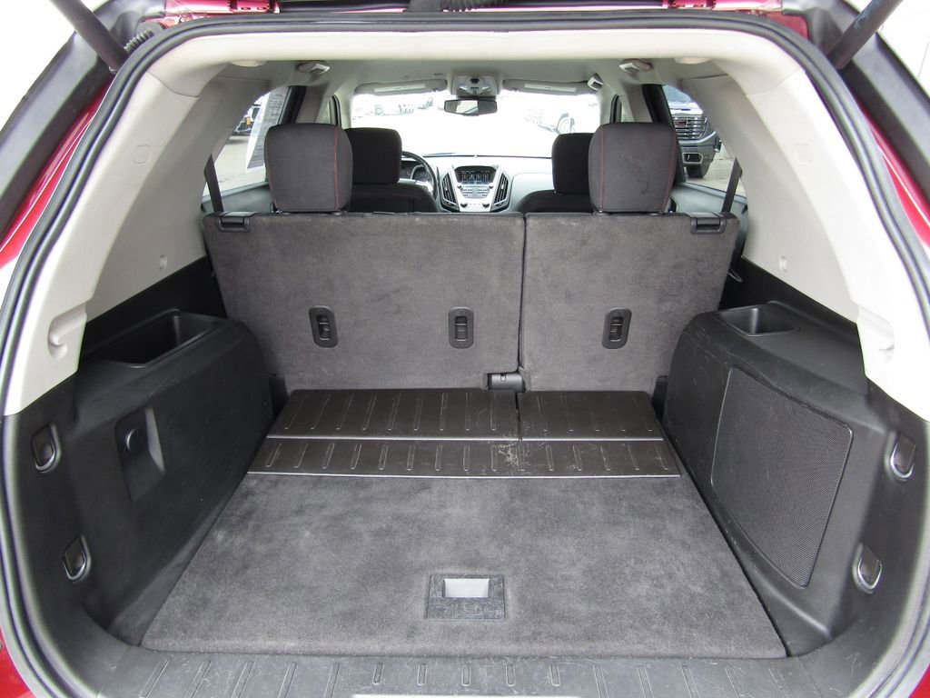 Used 2017 Chevrolet Equinox LT w/ Convenience Package image 31