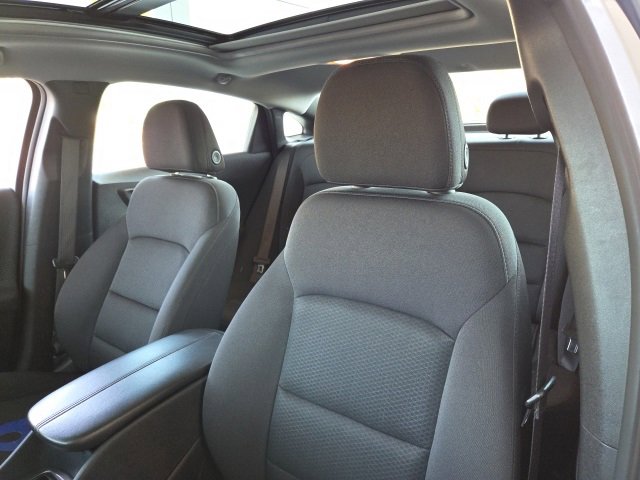 Used 2024 Chevrolet Malibu LT image 16