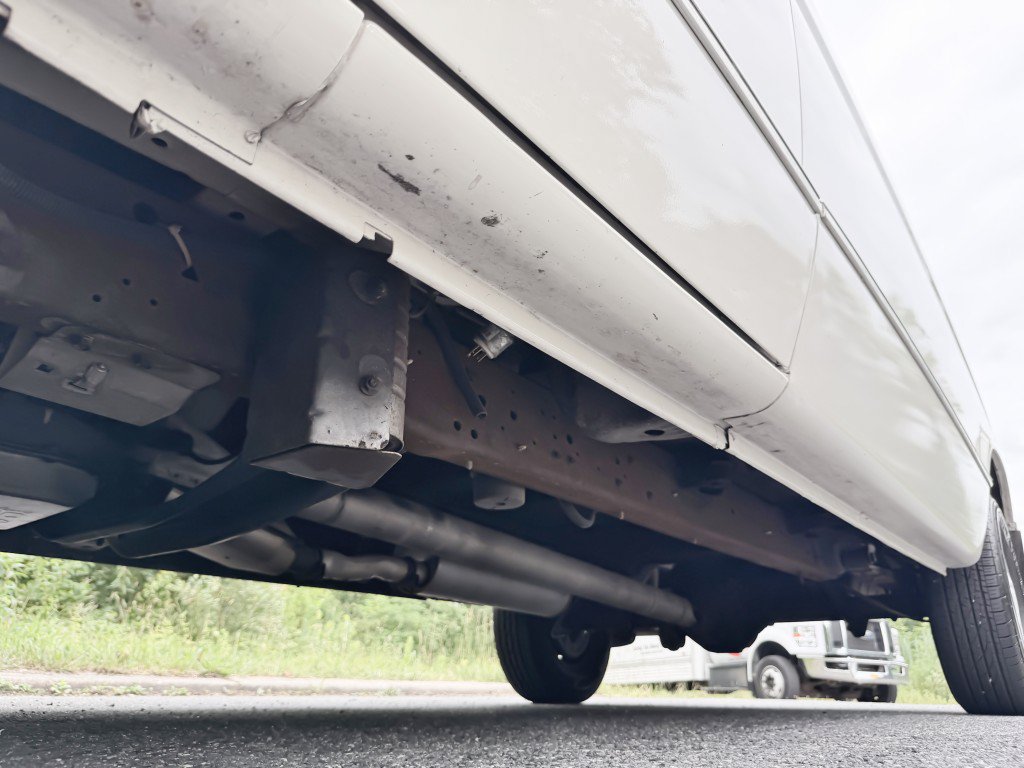 Used 1990 Ford E-150 and Econoline 150 RWD image 37