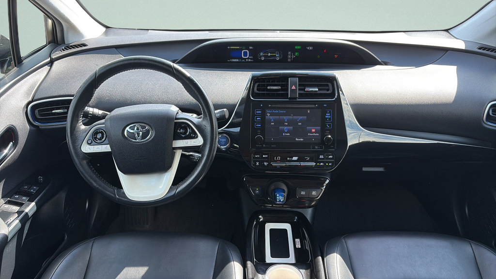 Used 2016 Toyota Prius Three Touring FWD image 11