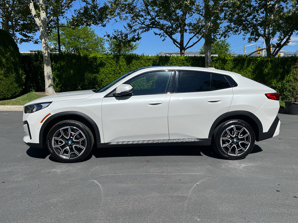 Used 2026 BMW X2 xDrive28i w/ Convenience Package AWD/4WD image 10