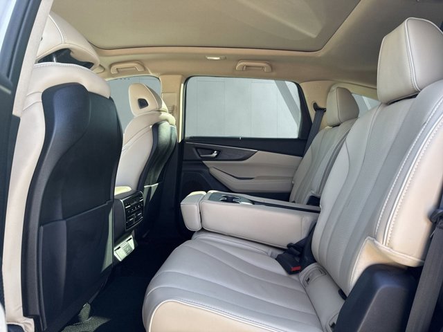 Used 2022 Acura MDX SH-AWD w/ Advance Package image 23
