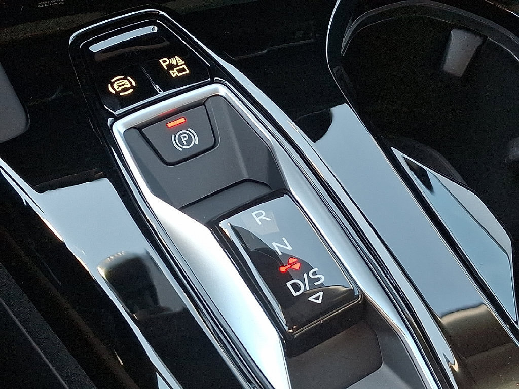 Used 2025 Audi Q5 Premium w/ Convenience Package AWD/4WD image 7