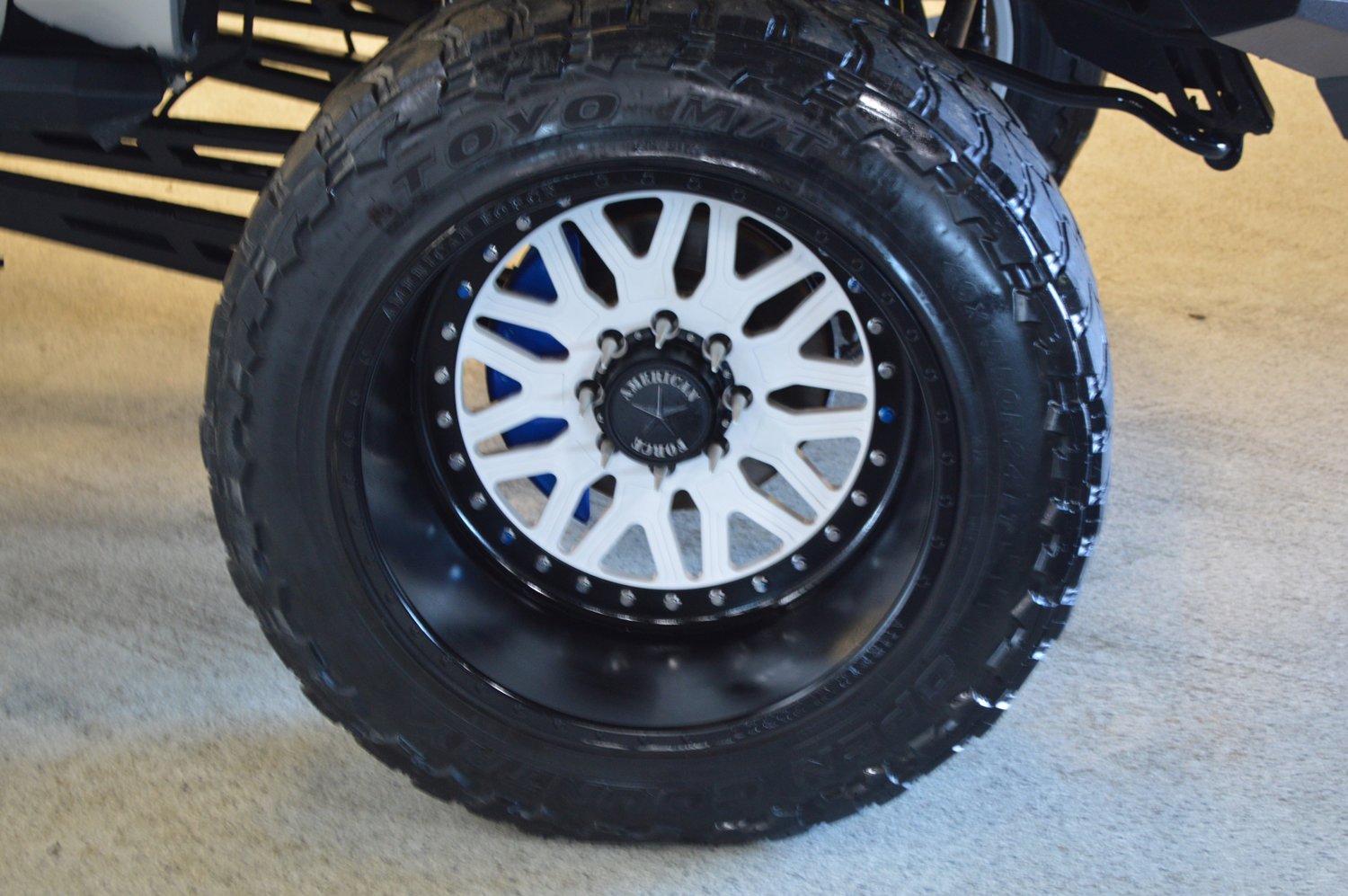 Used 2016 Ford F350 Lariat w/ Lariat Ultimate Package image 9