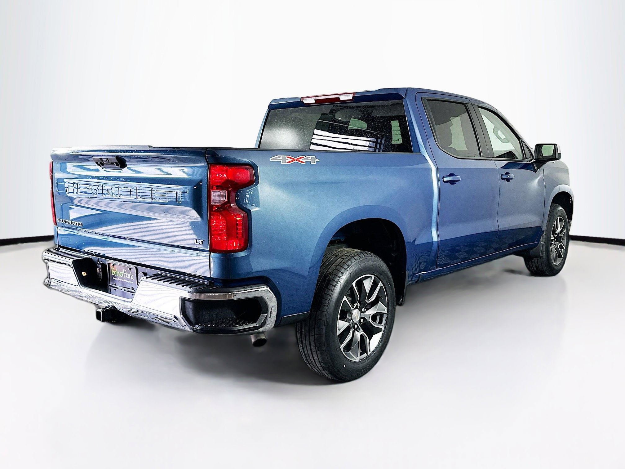 Used 2024 Chevrolet Silverado 1500 LT image 9
