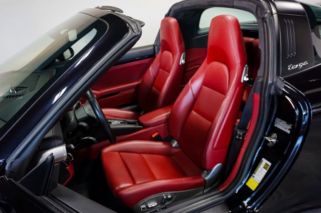 Used 2019 Porsche 911 Targa 4S image 13