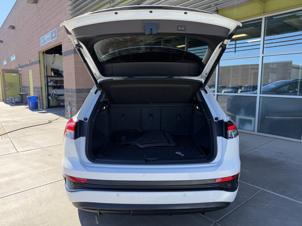 Used 2023 Audi Q4 e-tron Premium Plus w/ Premium Plus image 37
