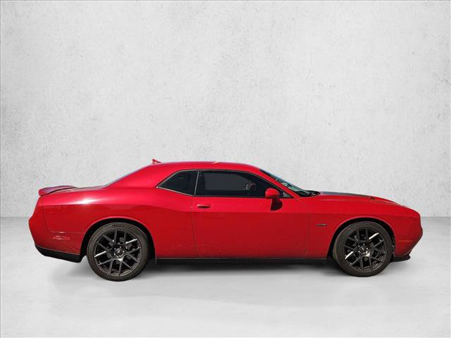 Used 2017 Dodge Challenger R/T w/ Driver Convenience Group RWD video 4