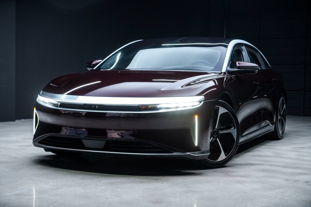Used 2023 Lucid Air Touring AWD/4WD image 2
