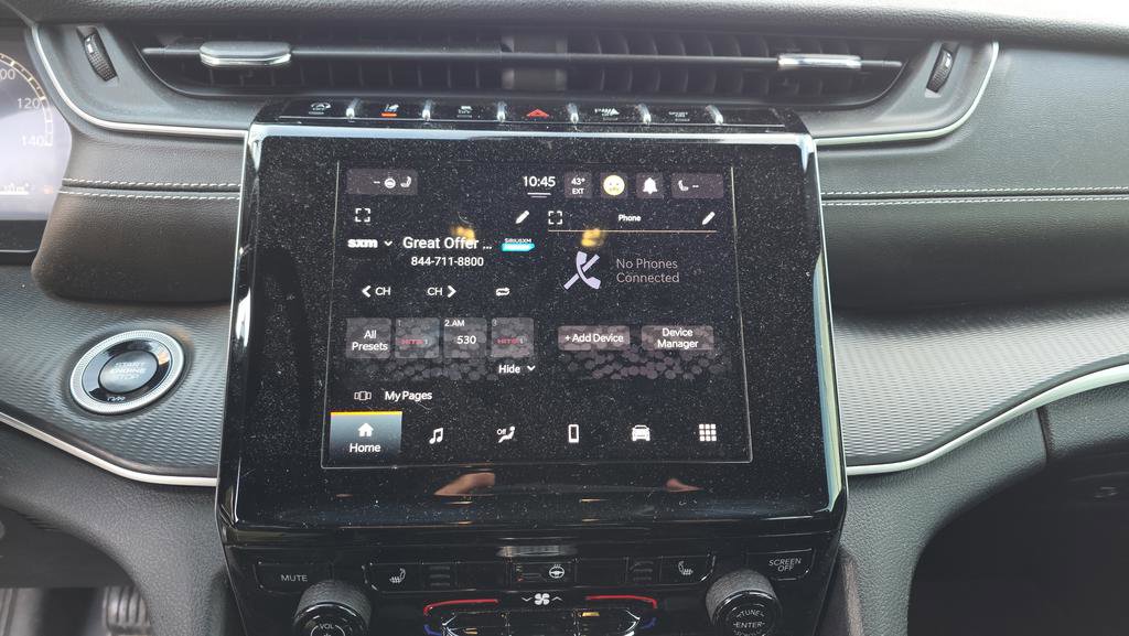 Used 2024 Jeep Grand Cherokee Altitude image 19