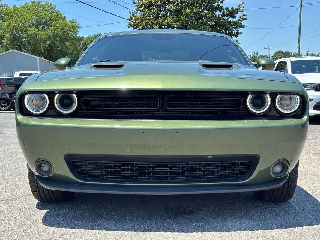 Used 2022 Dodge Challenger SXT w/ Blacktop Package AWD/4WD image 12