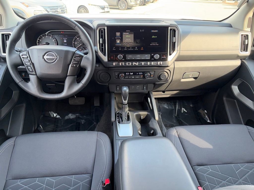 Used 2025 Nissan Frontier SV w/ SV Convenience Package image 21