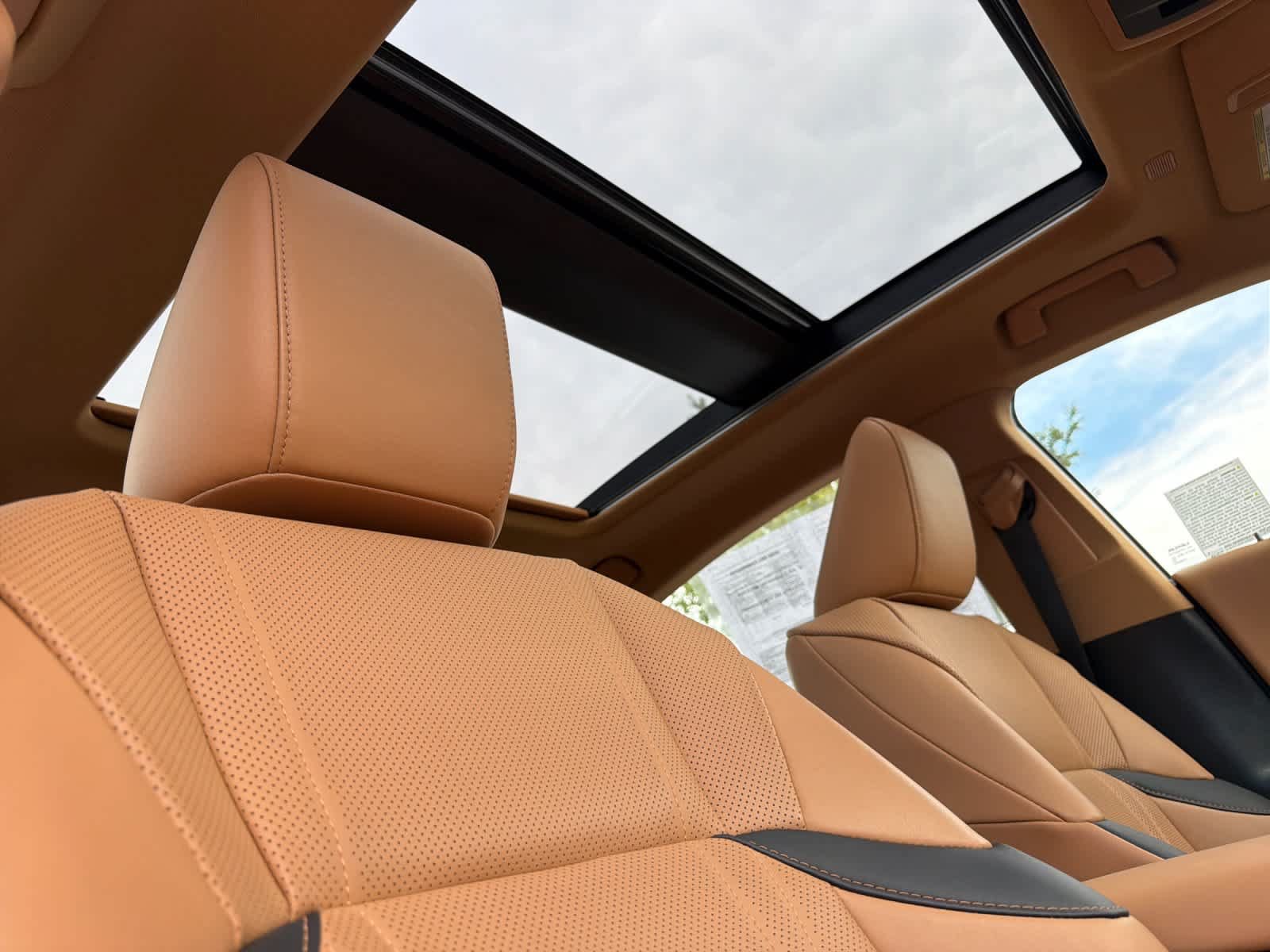 Certified 2023 Lexus ES 350 w/ Luxury Package FWD image 16