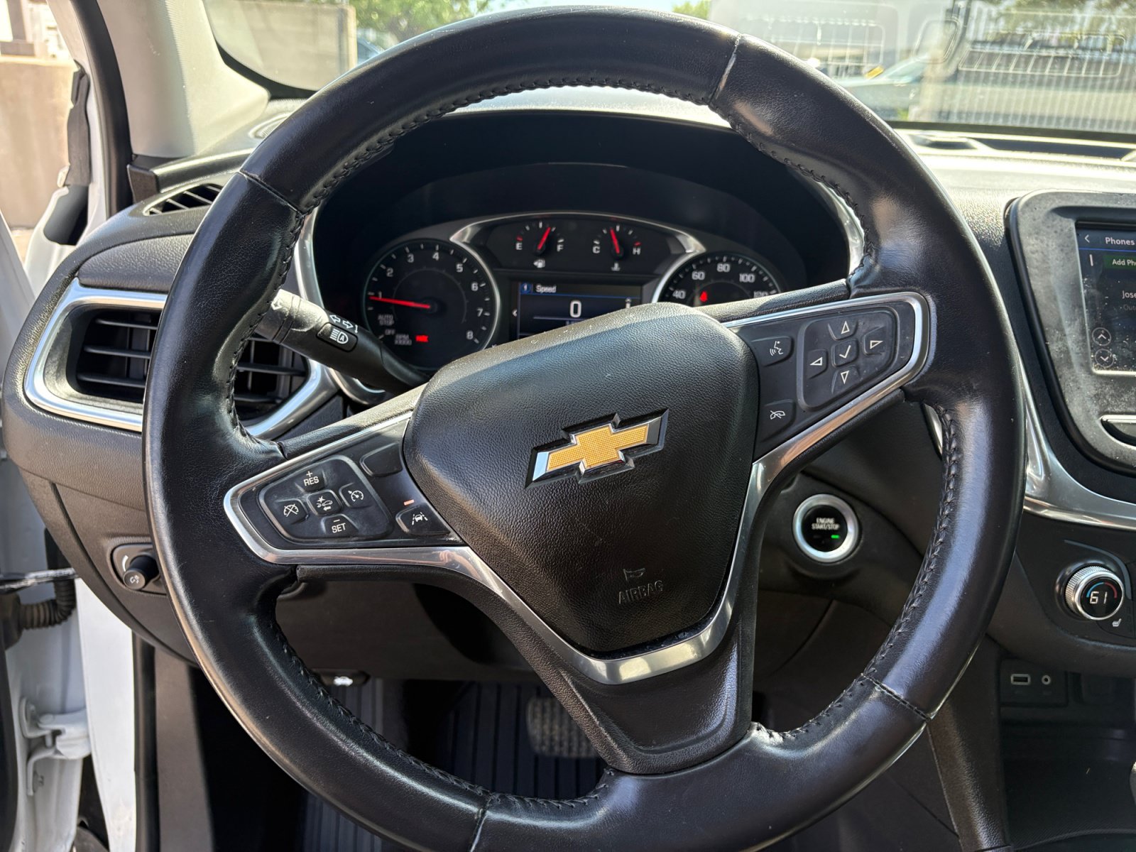 Used 2021 Chevrolet Equinox LT AWD/4WD image 17