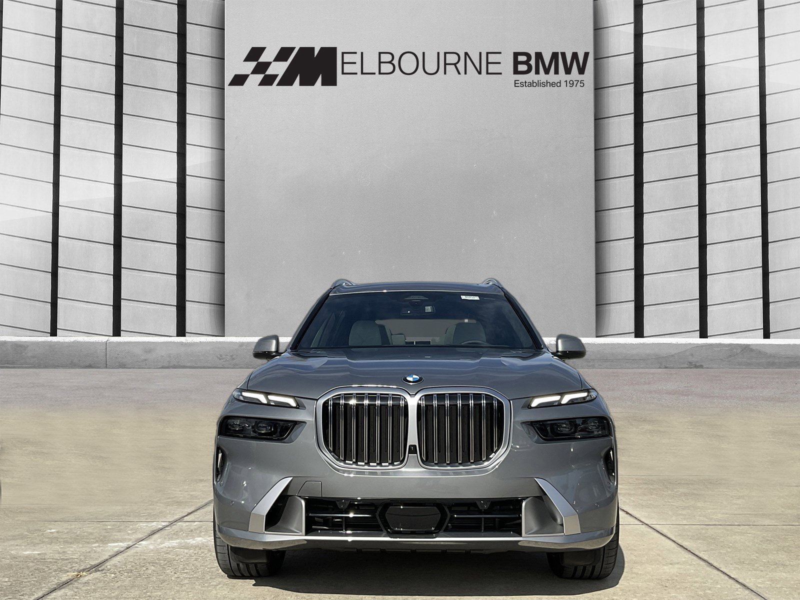 New 2026 BMW X7 xDrive40i w/ Premium Package image 2