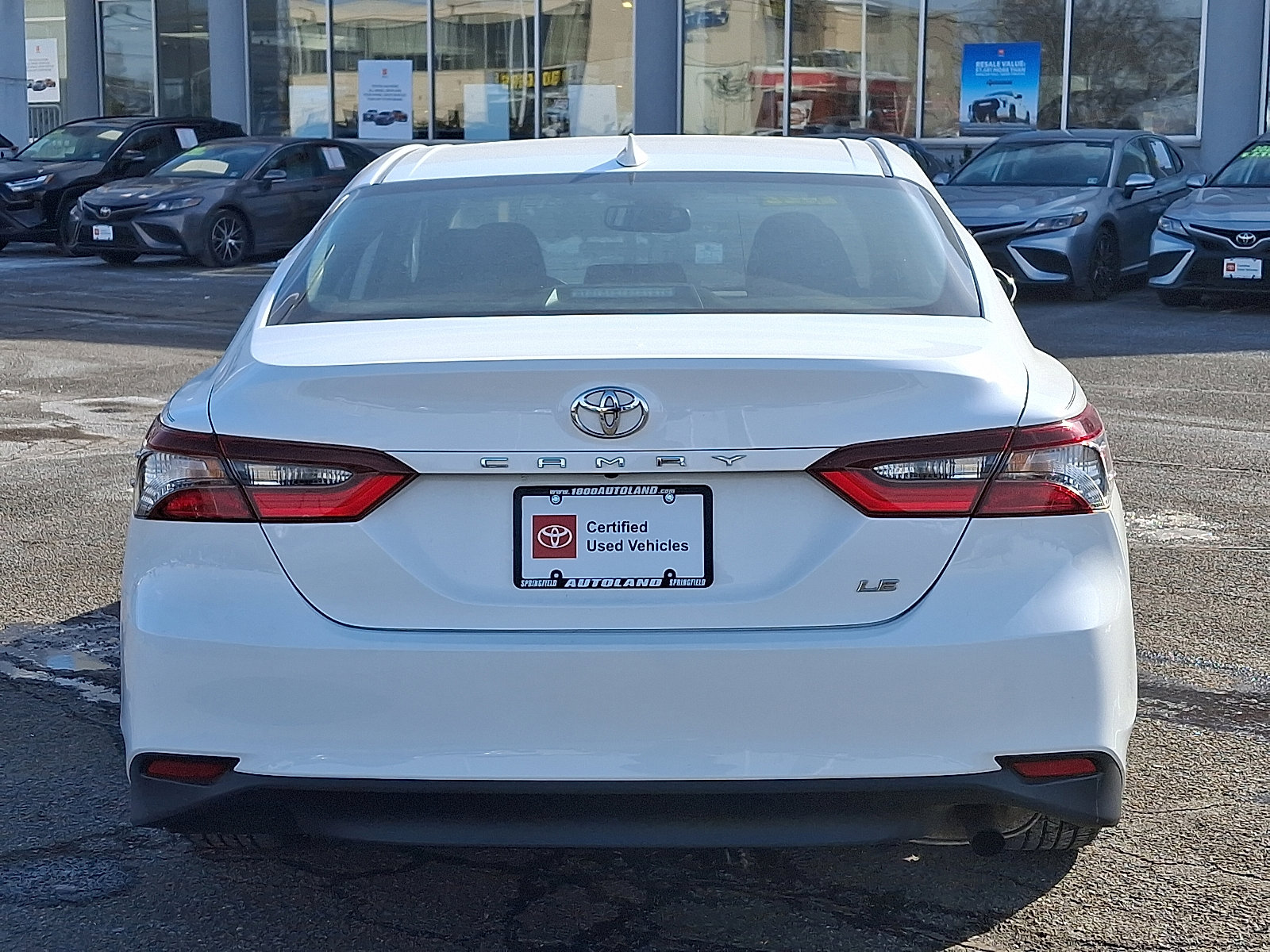 Certified 2022 Toyota Camry LE w/ Convenience Package image 6