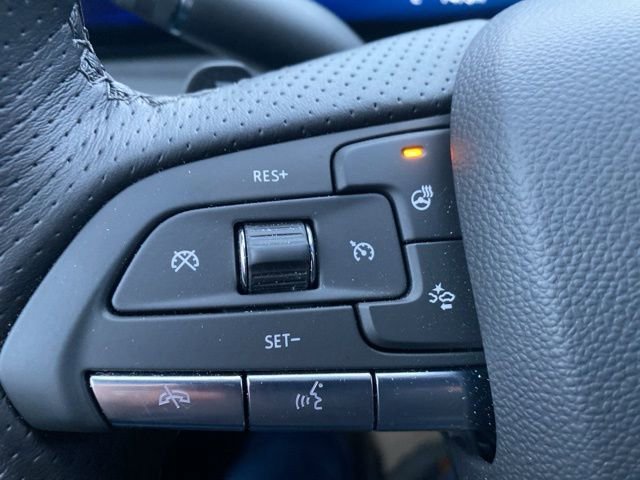 Used 2025 Cadillac XT4 Sport image 11