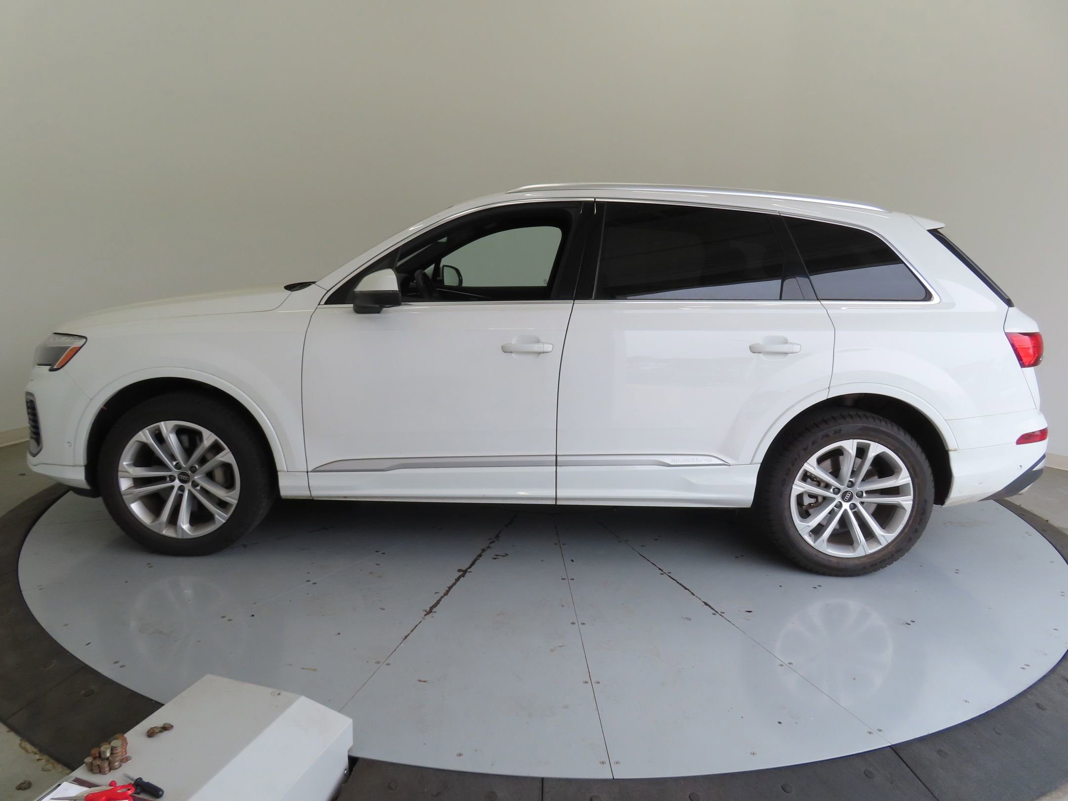Used 2025 Audi Q7 3.0T Premium Plus AWD/4WD image 4