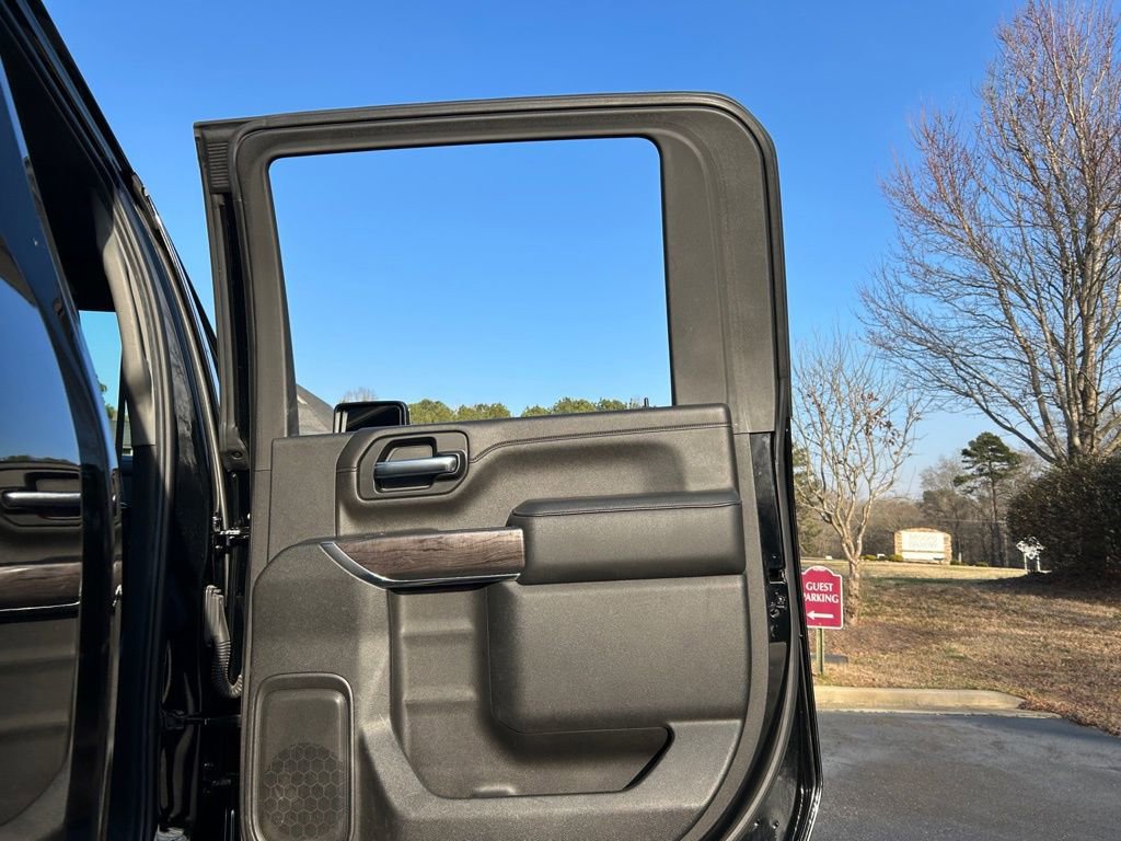 Used 2022 Chevrolet Silverado 2500 LTZ w/ Z71 Off-Road Package image 56