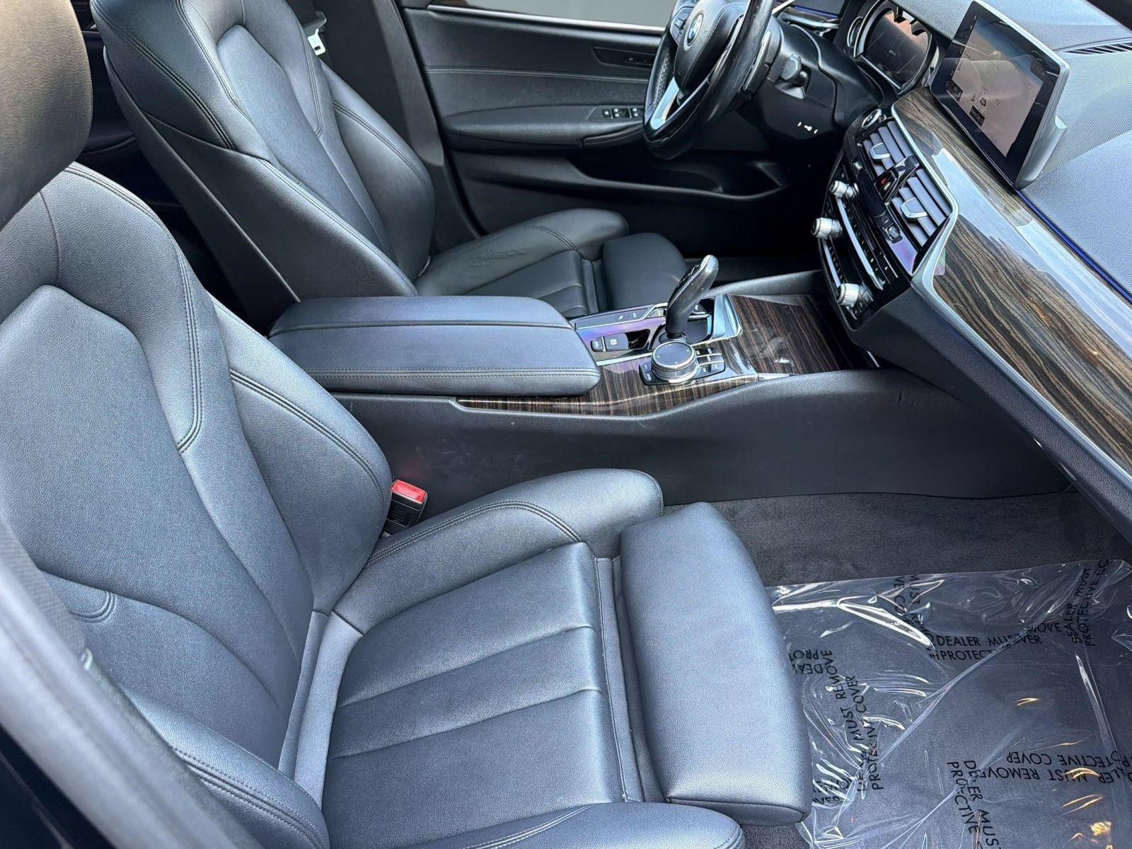 Used 2018 BMW 530e xDrive AWD/4WD image 25