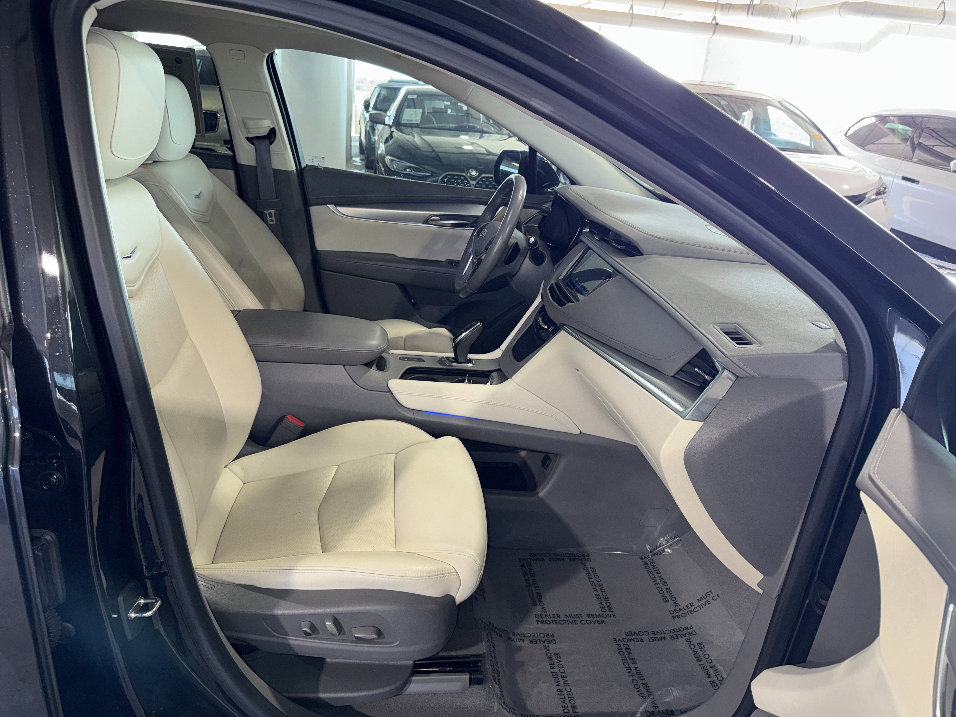 Used 2019 Cadillac XT5 Premium Luxury FWD image 10