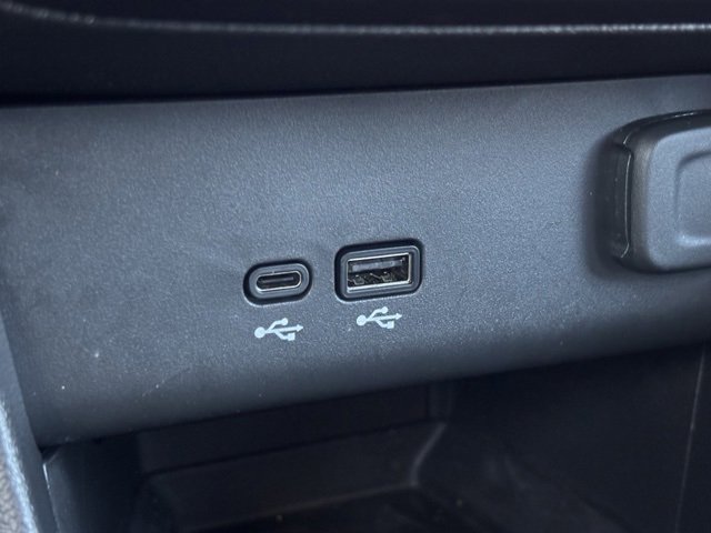 Certified 2024 Buick Encore GX Preferred w/ Comfort Package image 28