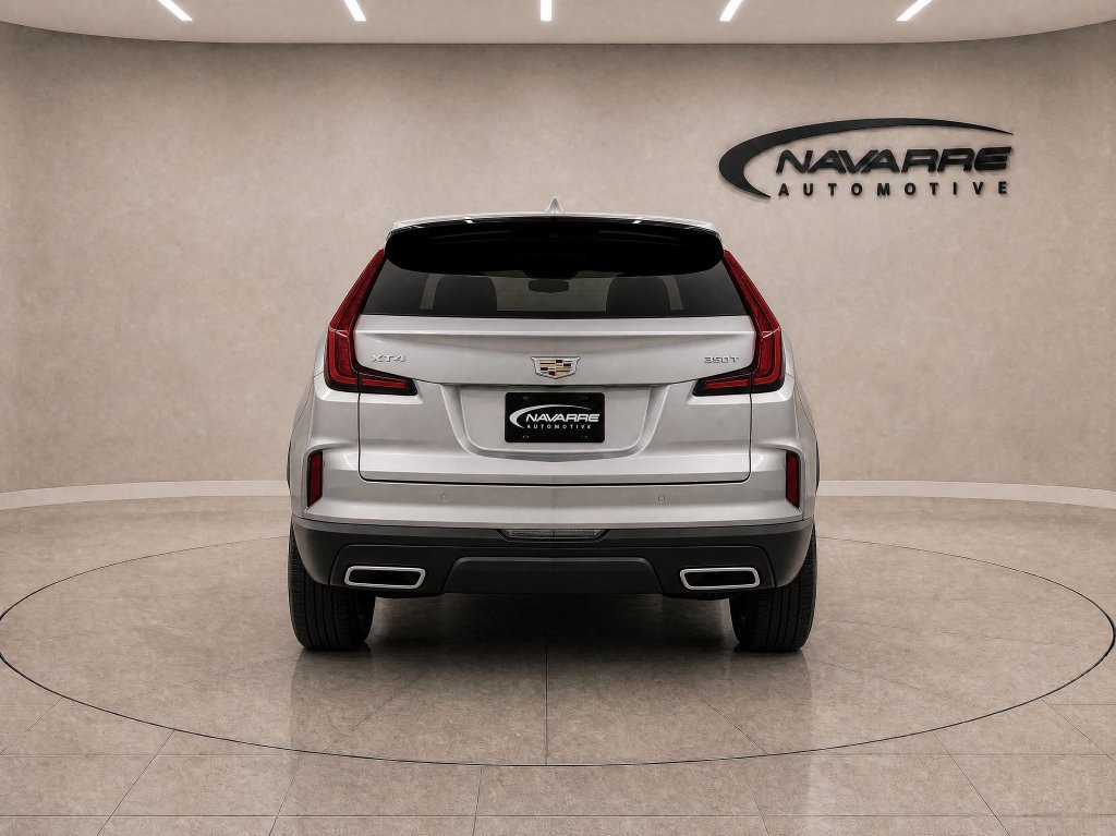 Used 2025 Cadillac XT4 Premium Luxury FWD image 6