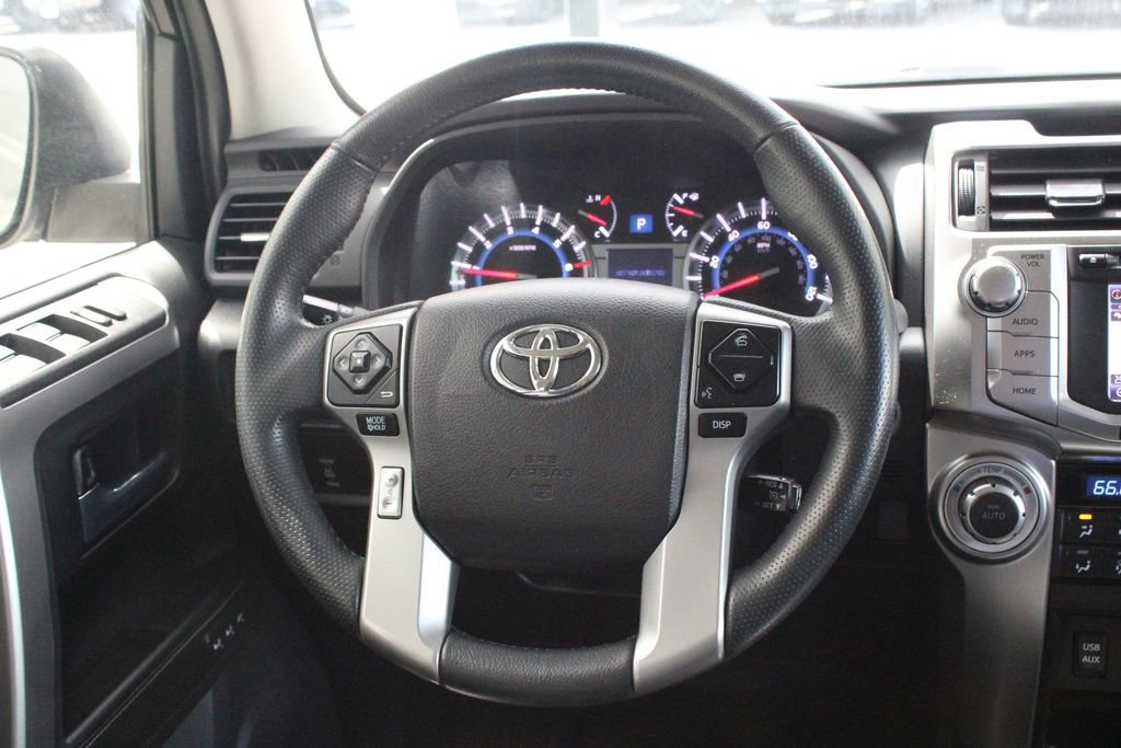 Used 2017 Toyota 4Runner Limited AWD/4WD image 31
