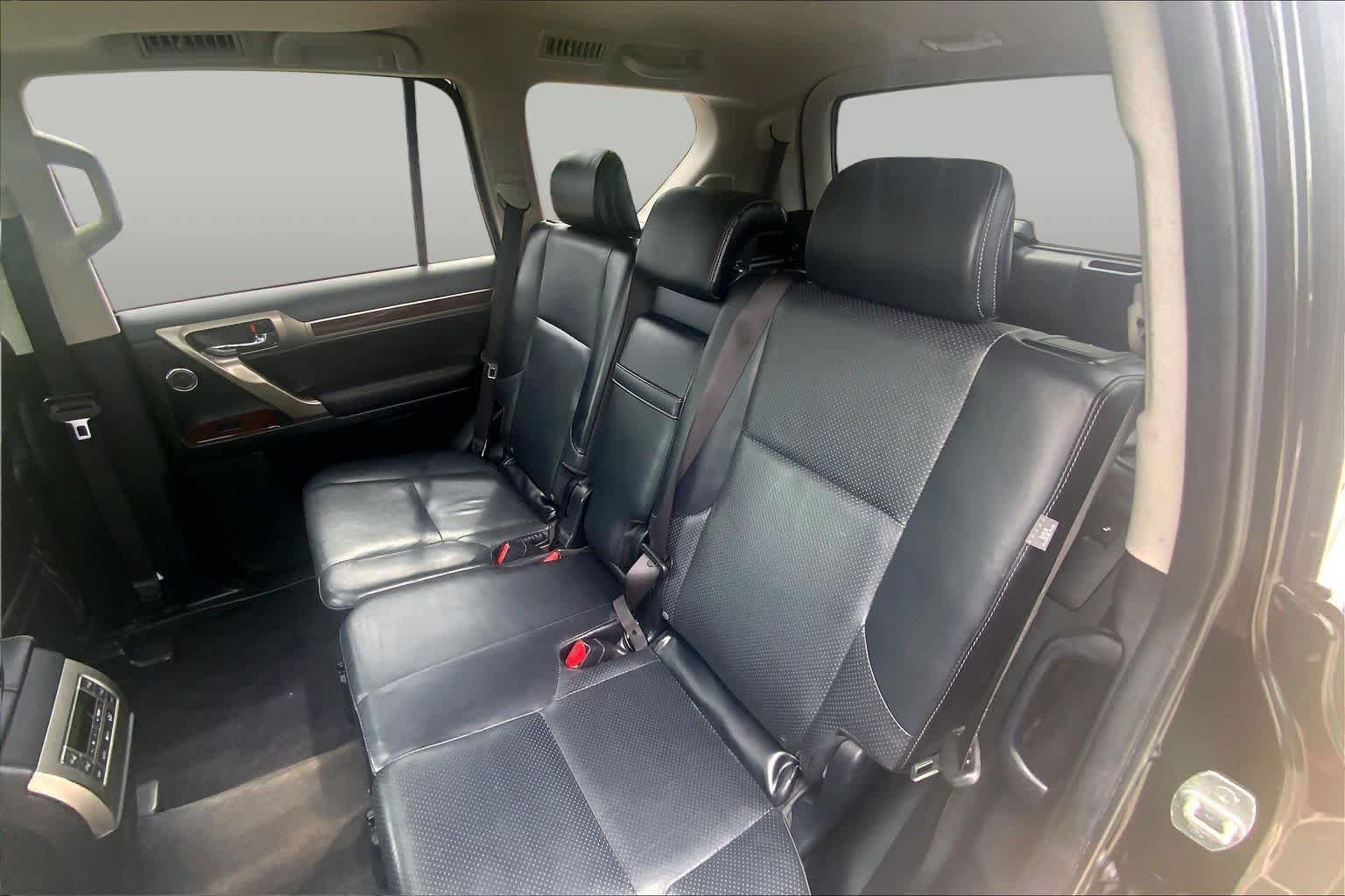 Used 2014 Lexus GX 460 Luxury AWD/4WD image 40