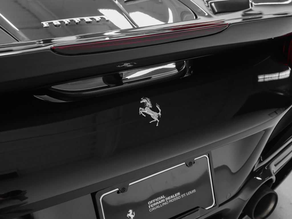 Certified 2021 Ferrari F8 Tributo RWD image 36