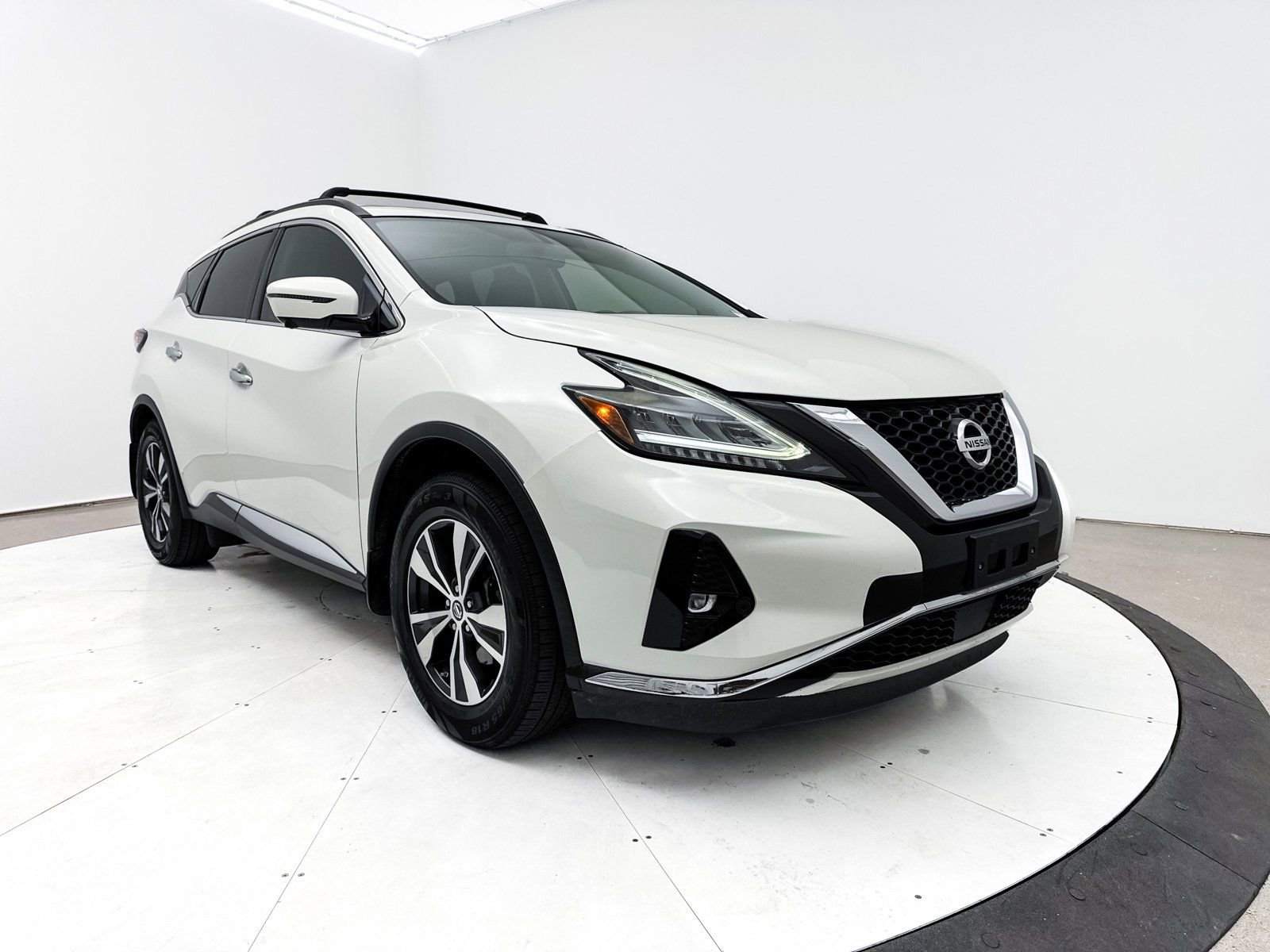 Used 2019 Nissan Murano SV w/ Premium Package image 11