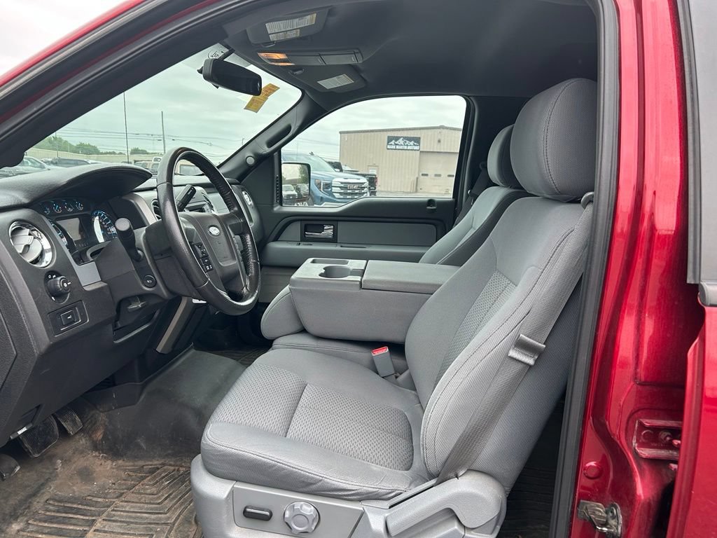 Used 2013 Ford F150 XLT w/ Luxury Equipment Group AWD/4WD image 4