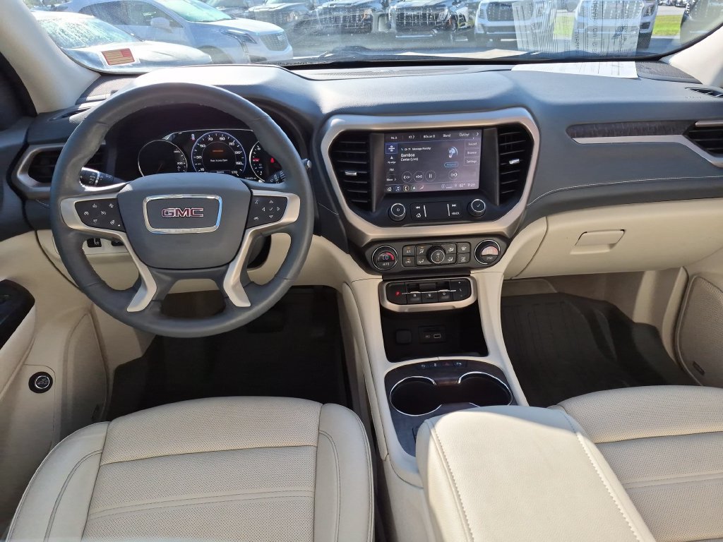 Used 2023 GMC Acadia Denali w/ Denali Technology Package AWD/4WD image 28