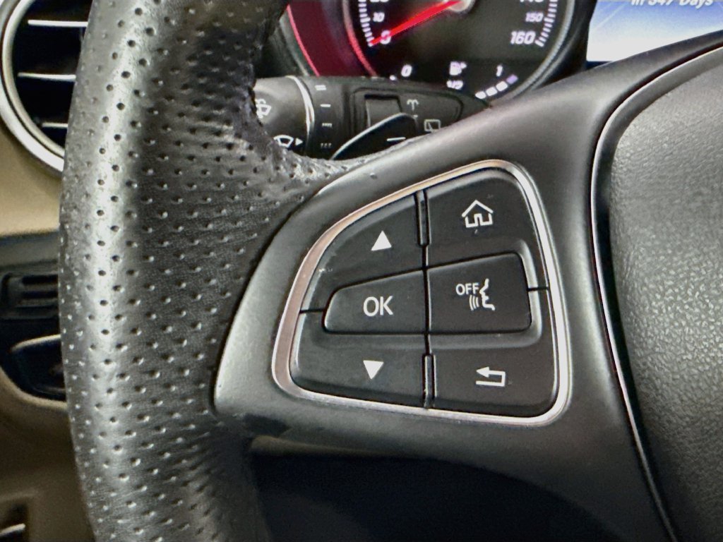 Used 2018 Mercedes-Benz GLC 300 image 11