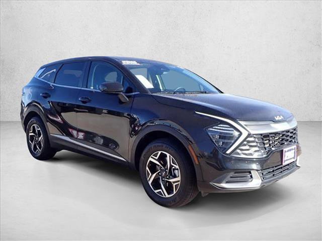 Used 2024 Kia Sportage LX image 6