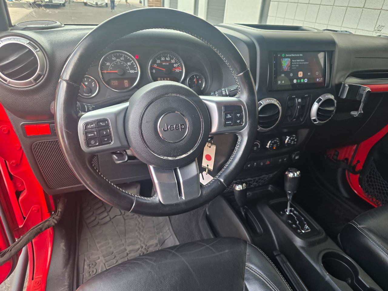 Used 2016 Jeep Wrangler Unlimited Rubicon AWD/4WD image 28